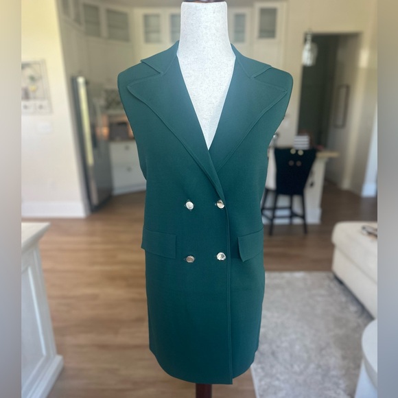 Aleeza Paris Tops - Double-Breasted Green Long Knit Blazer